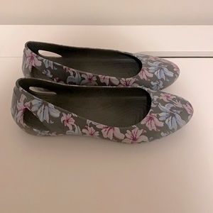 CROCS Laura Floral Print Flat US 9